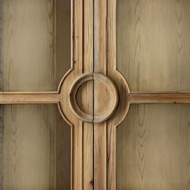 Cordova Vitrine