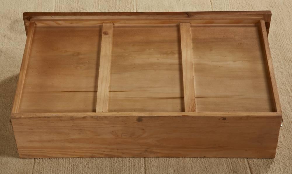 Meadow Chest