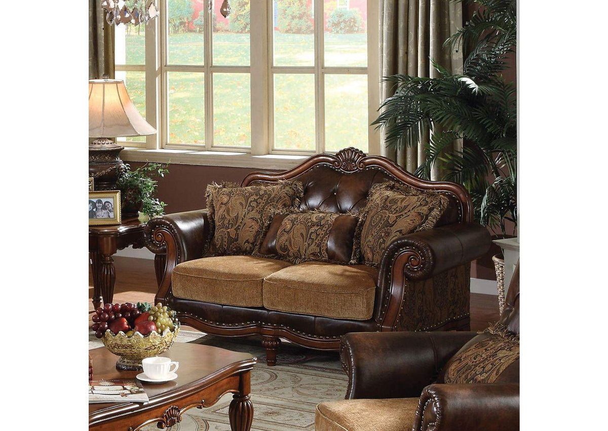 5496 Dreena Loveseat with 3 Pillows