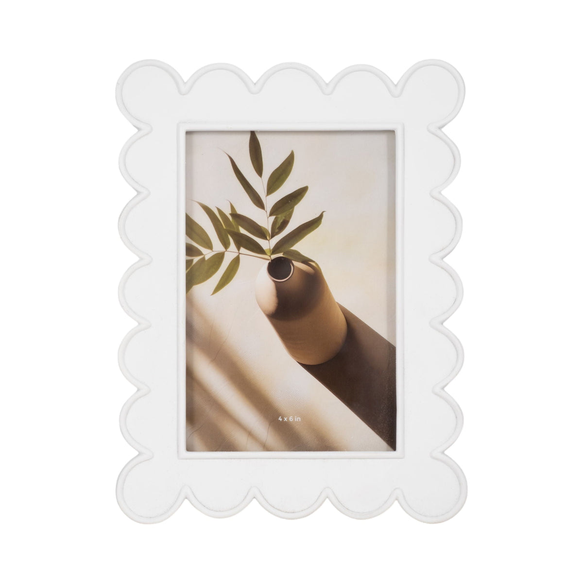 Scallop Edge Photo Frame - White