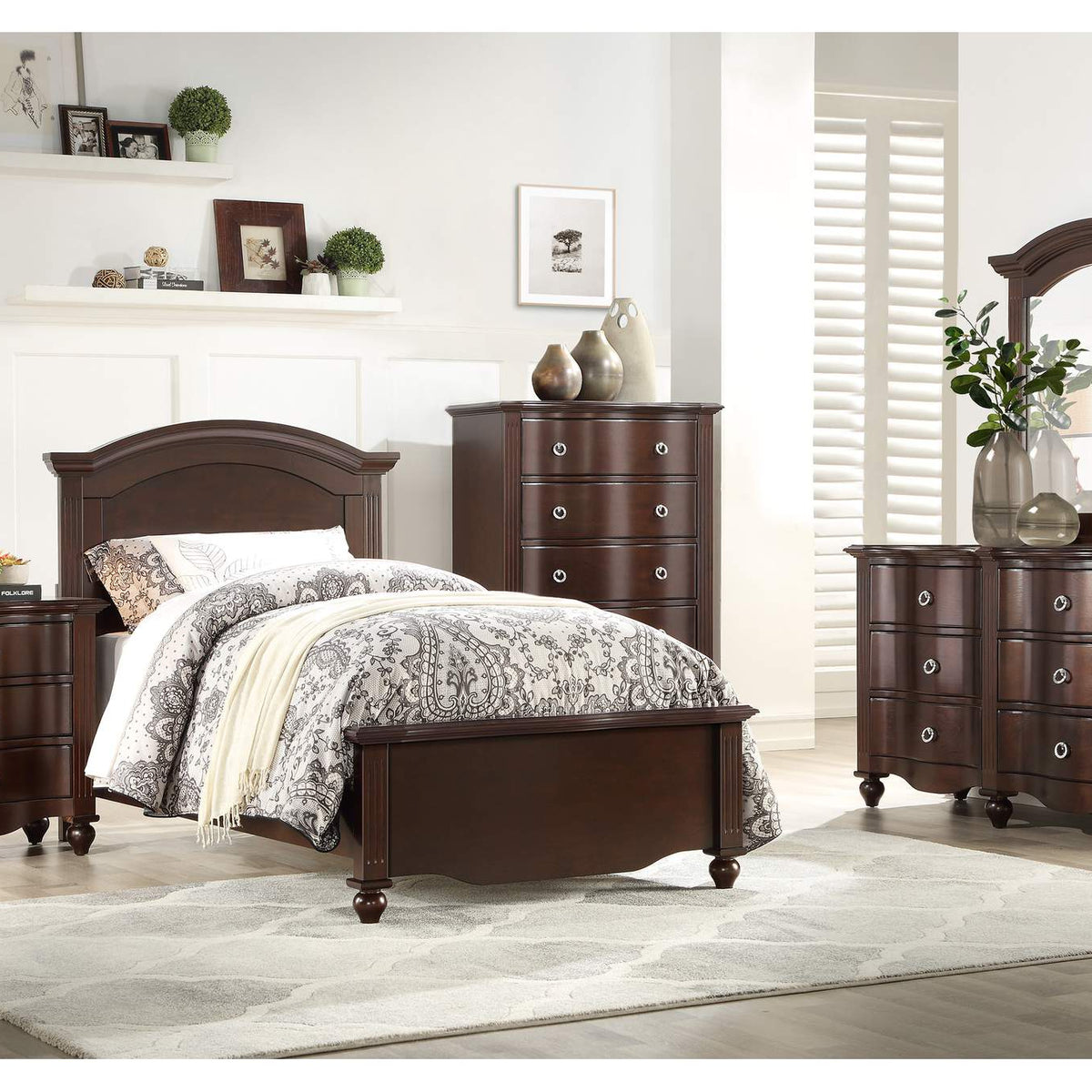 2058C-5 Meghan Dresser