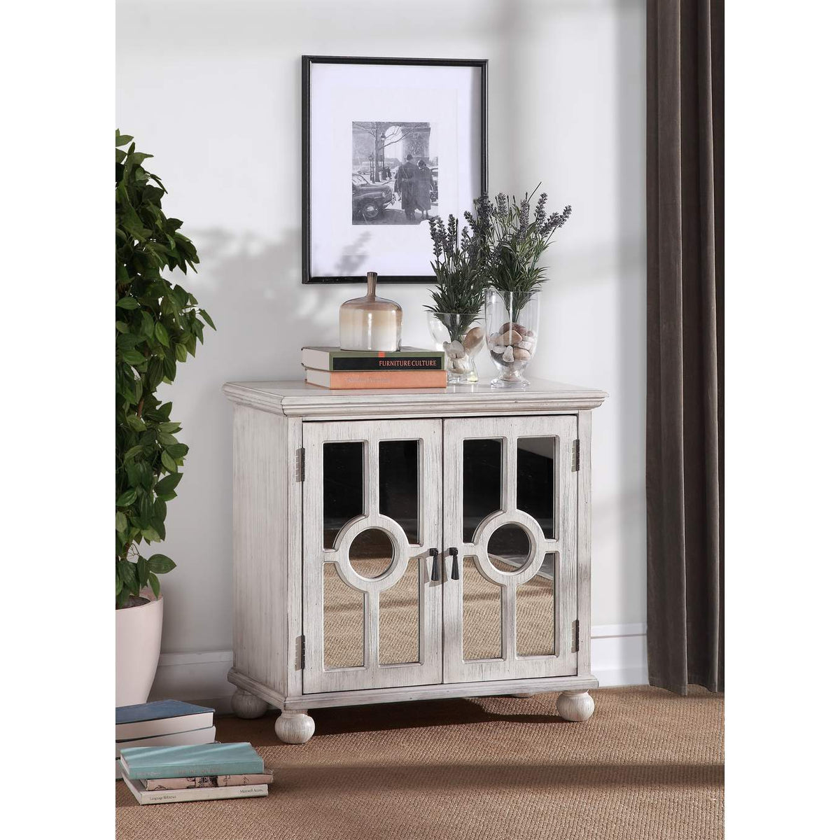 1000A70WH Poppy Accent Chest