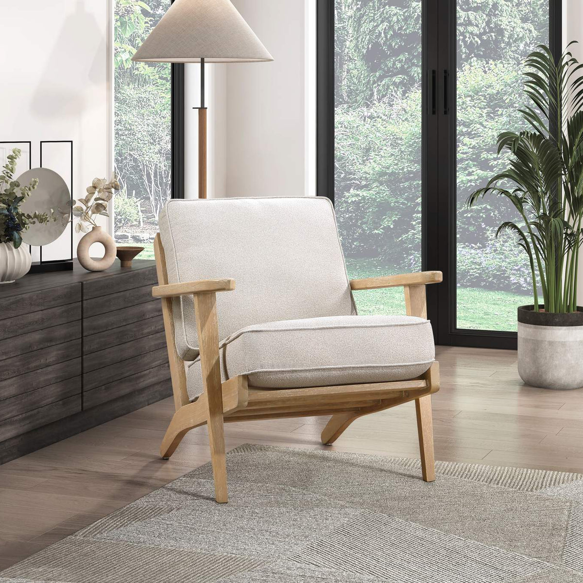 1082BE-1 Chandler Accent Chair