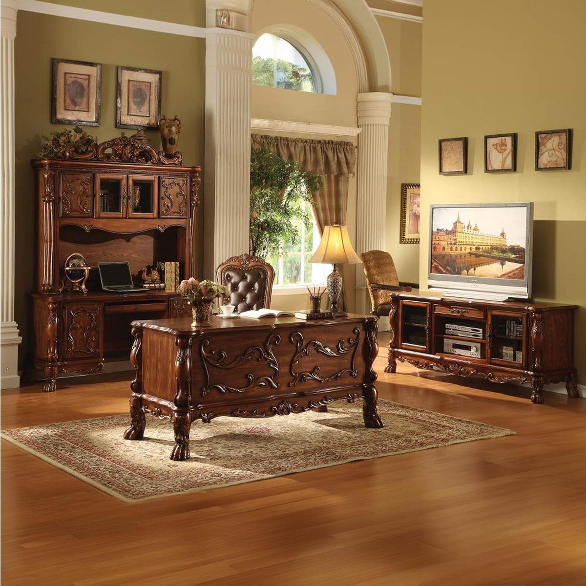 12172 Dresden Executive Computer Desk with Hutch