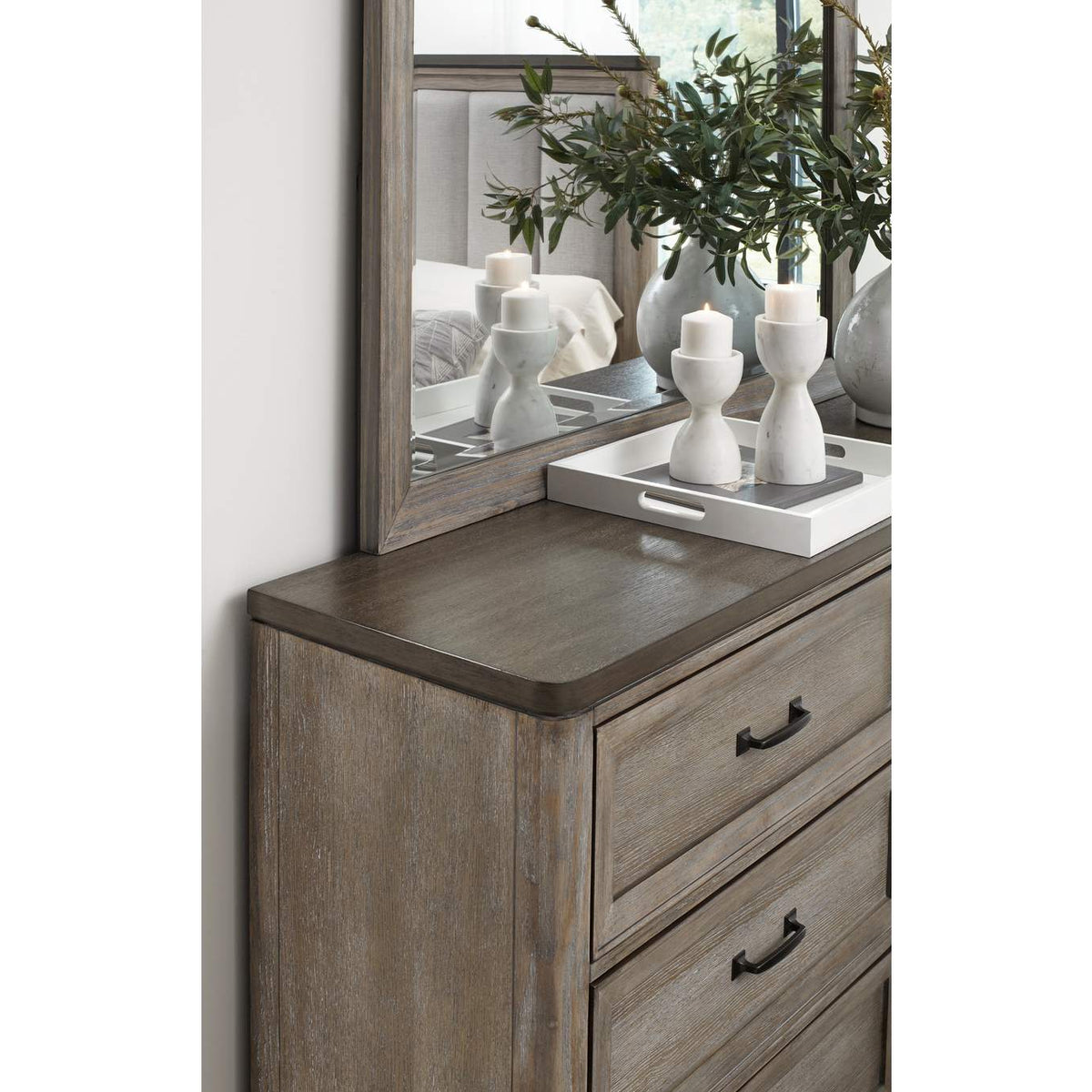 1412-5 Newell Dresser