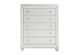 1430-9 Leesa Chest