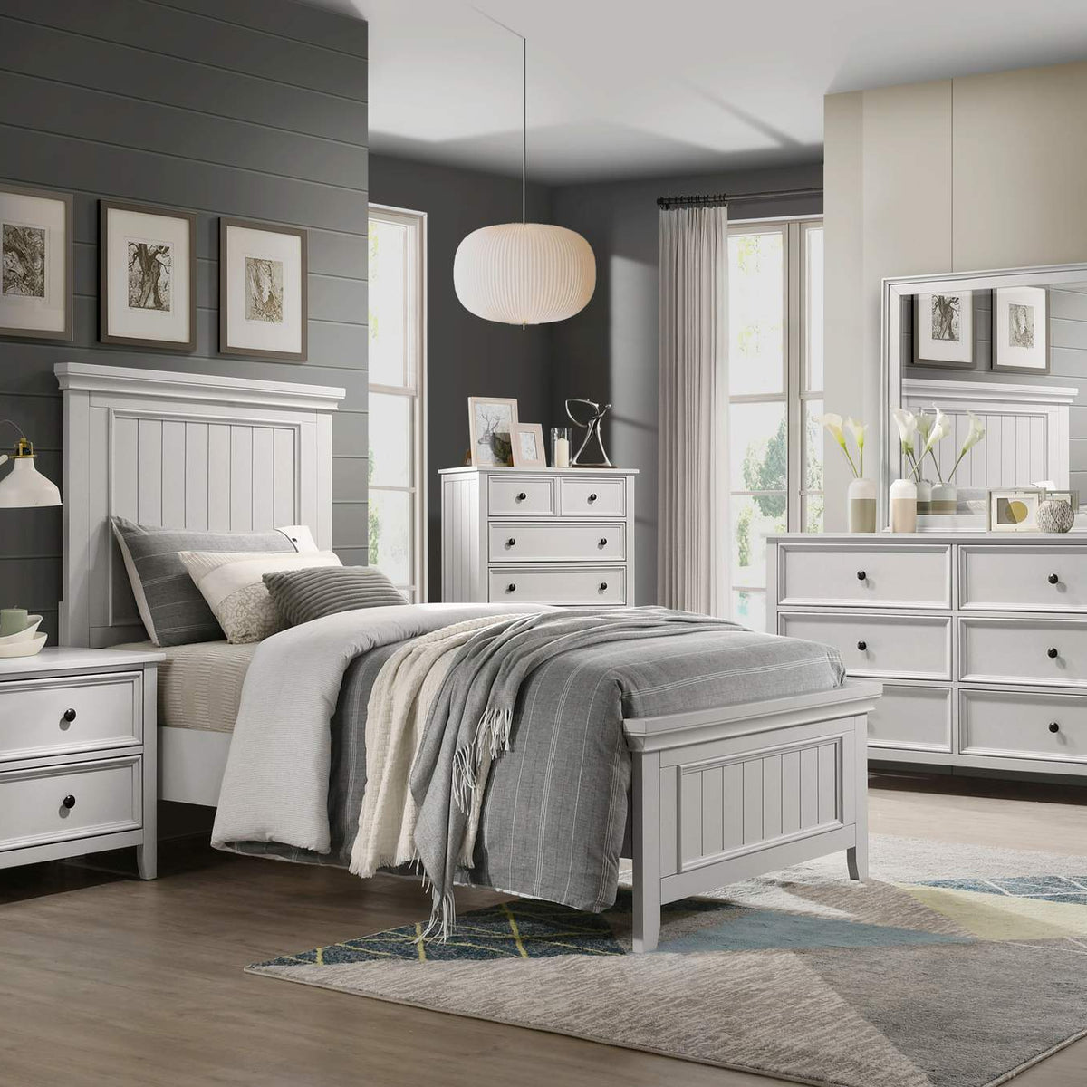 1581-5 Donahue Dresser