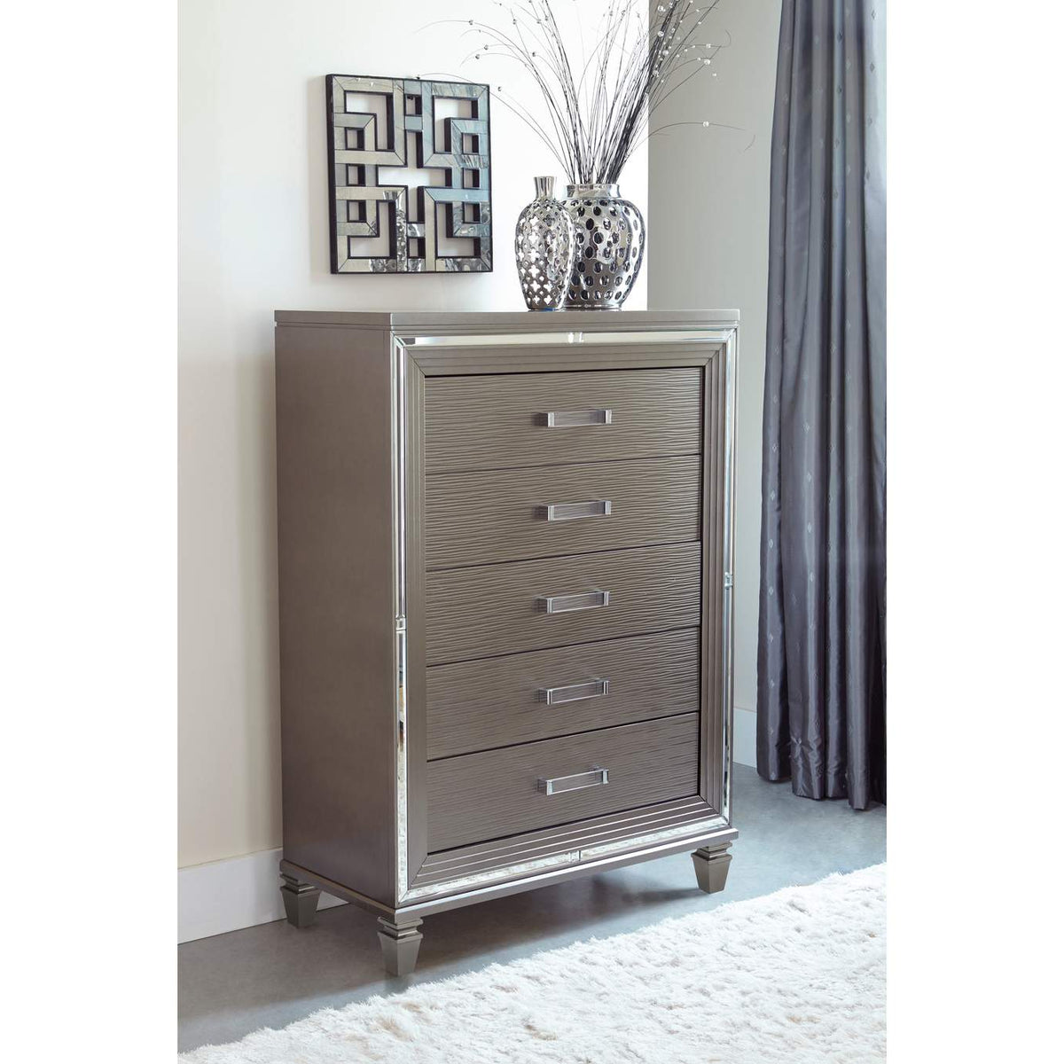 1616-9 Tamsin Chest