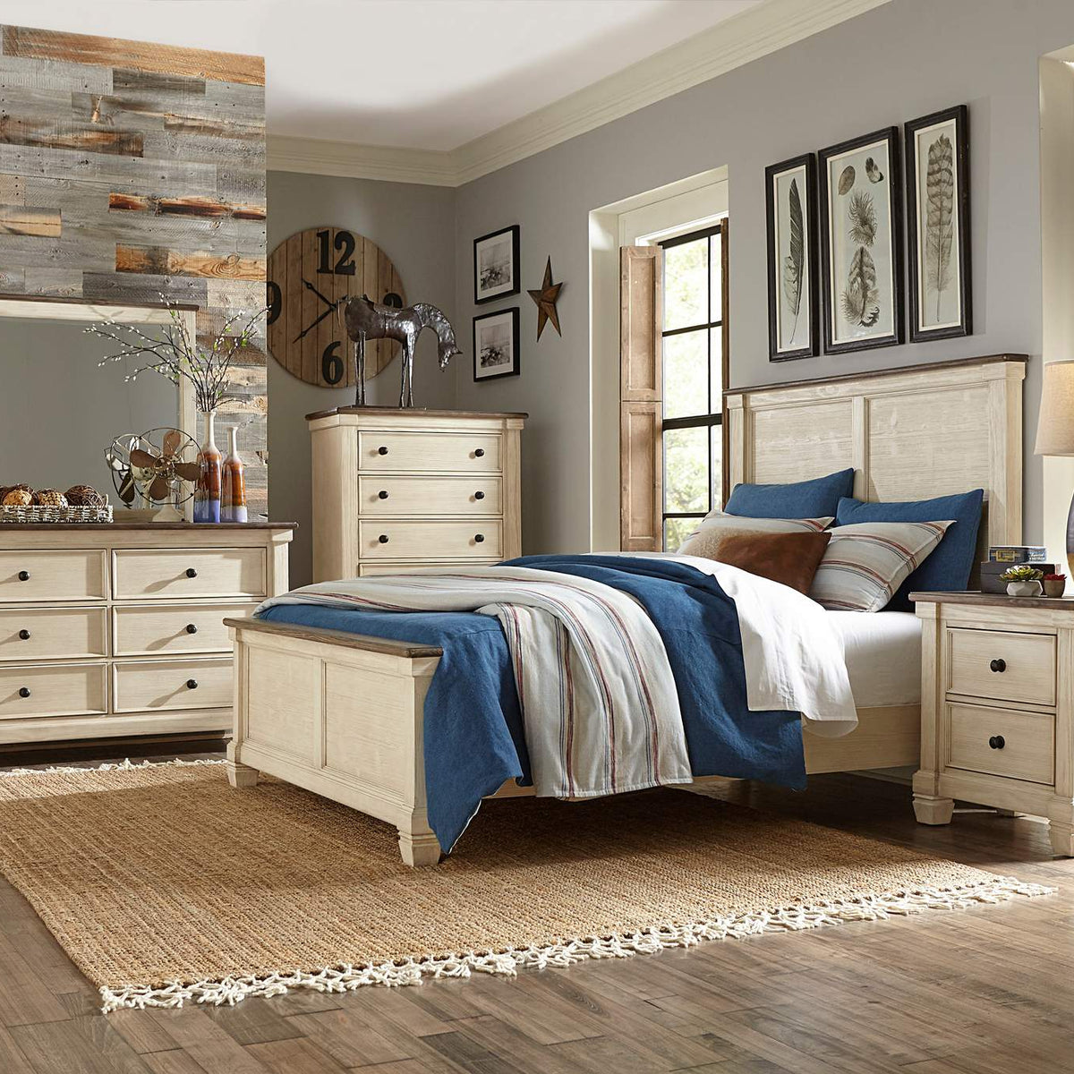 1626-9 Weaver Chest