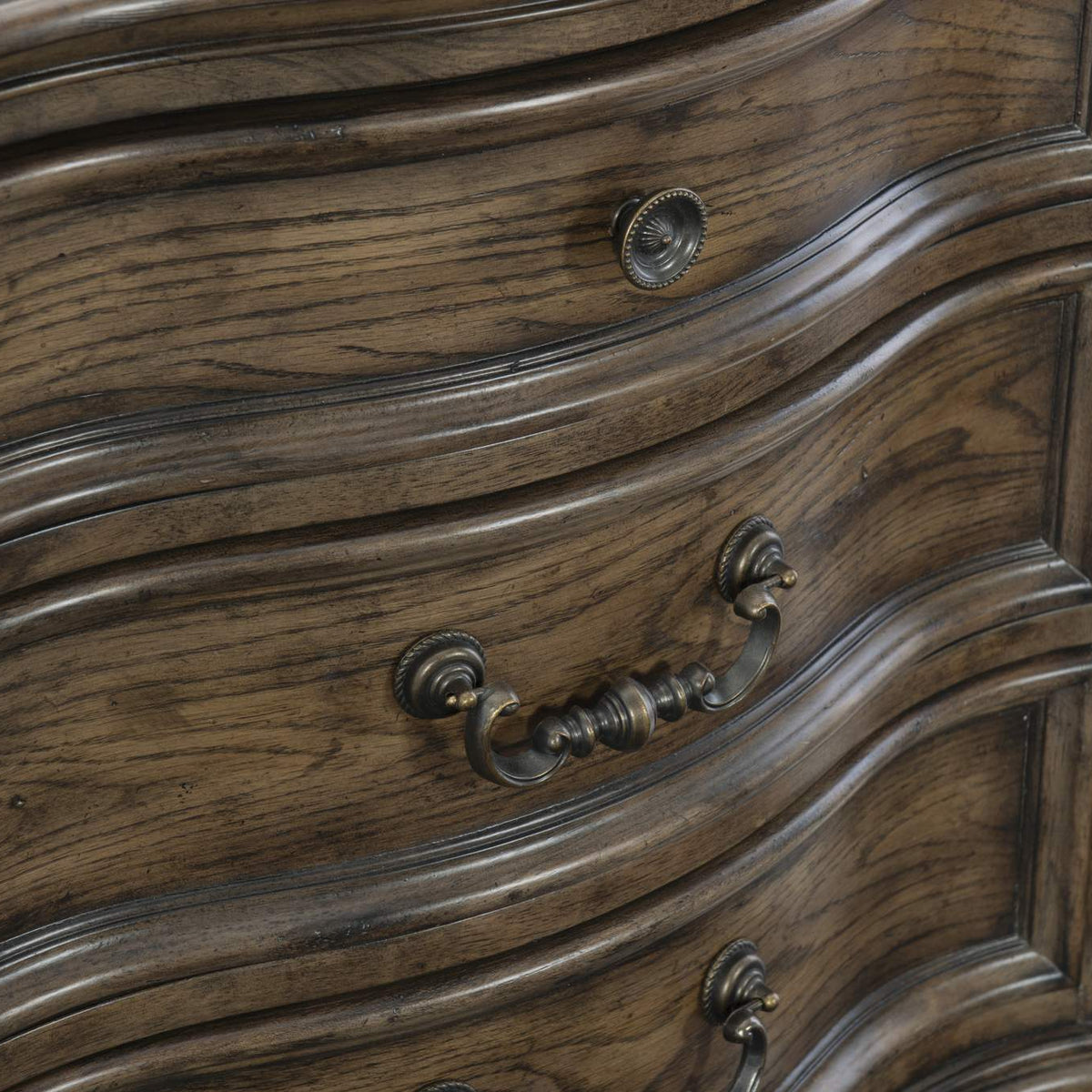 1682-4 Court Night Stand