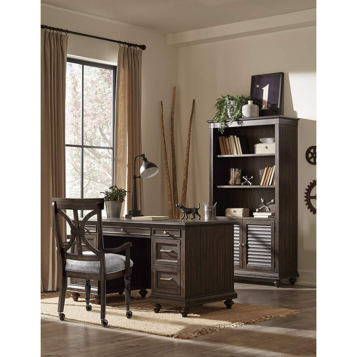 1689-17 Cardano Executive Desk