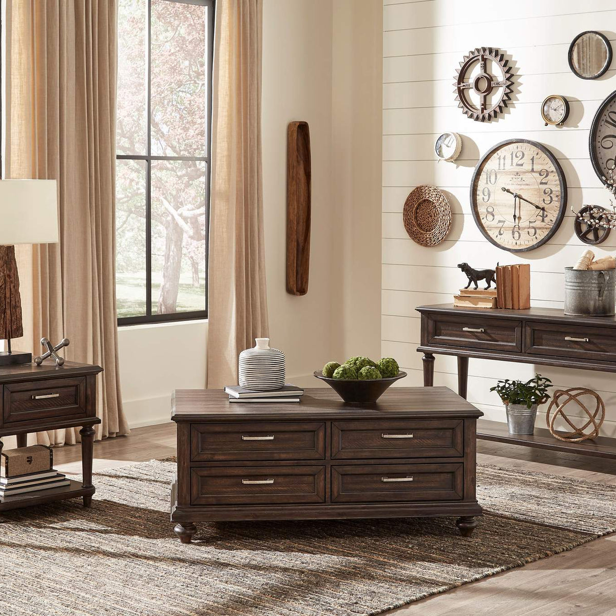 1689-05 Cardano Sofa Table