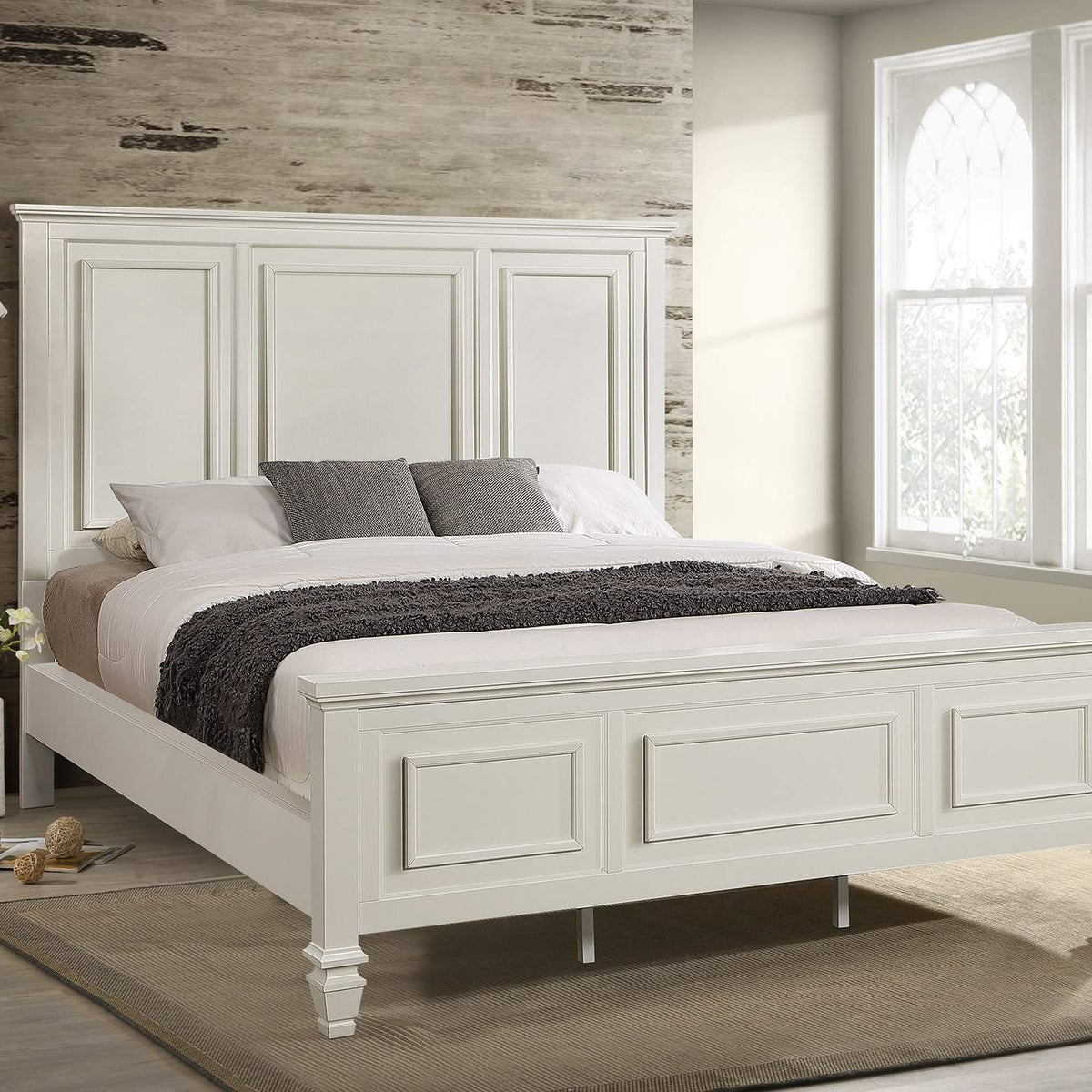 201301KWN Sandy Beach 63-inch California King Panel Bed Cream White
