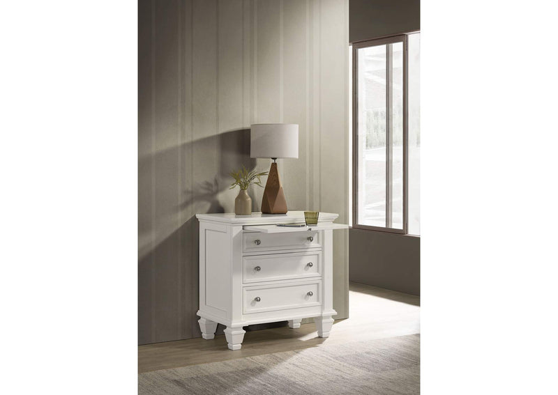 201302 Sandy Beach 3-drawer Nightstand Cream White