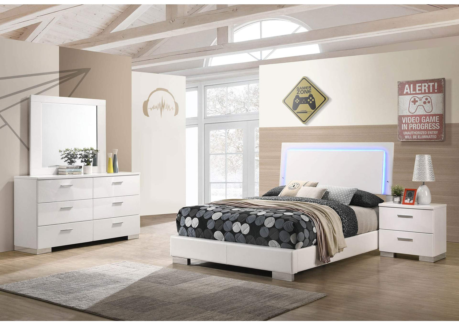 Felicity 4-piece Full Bedroom Set White High Gloss