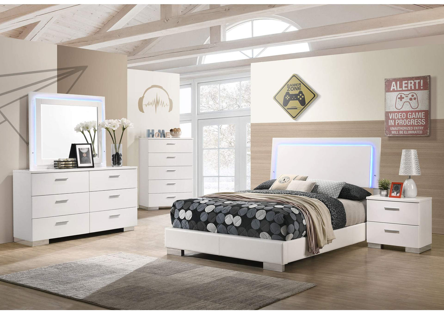Felicity 5-piece Full Bedroom Set White High Gloss