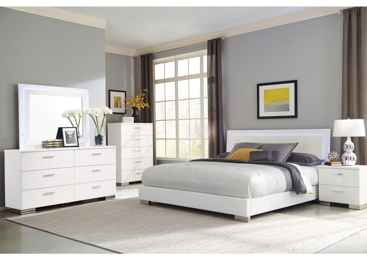 Felicity 5-piece Eastern King Bedroom Set White High Gloss