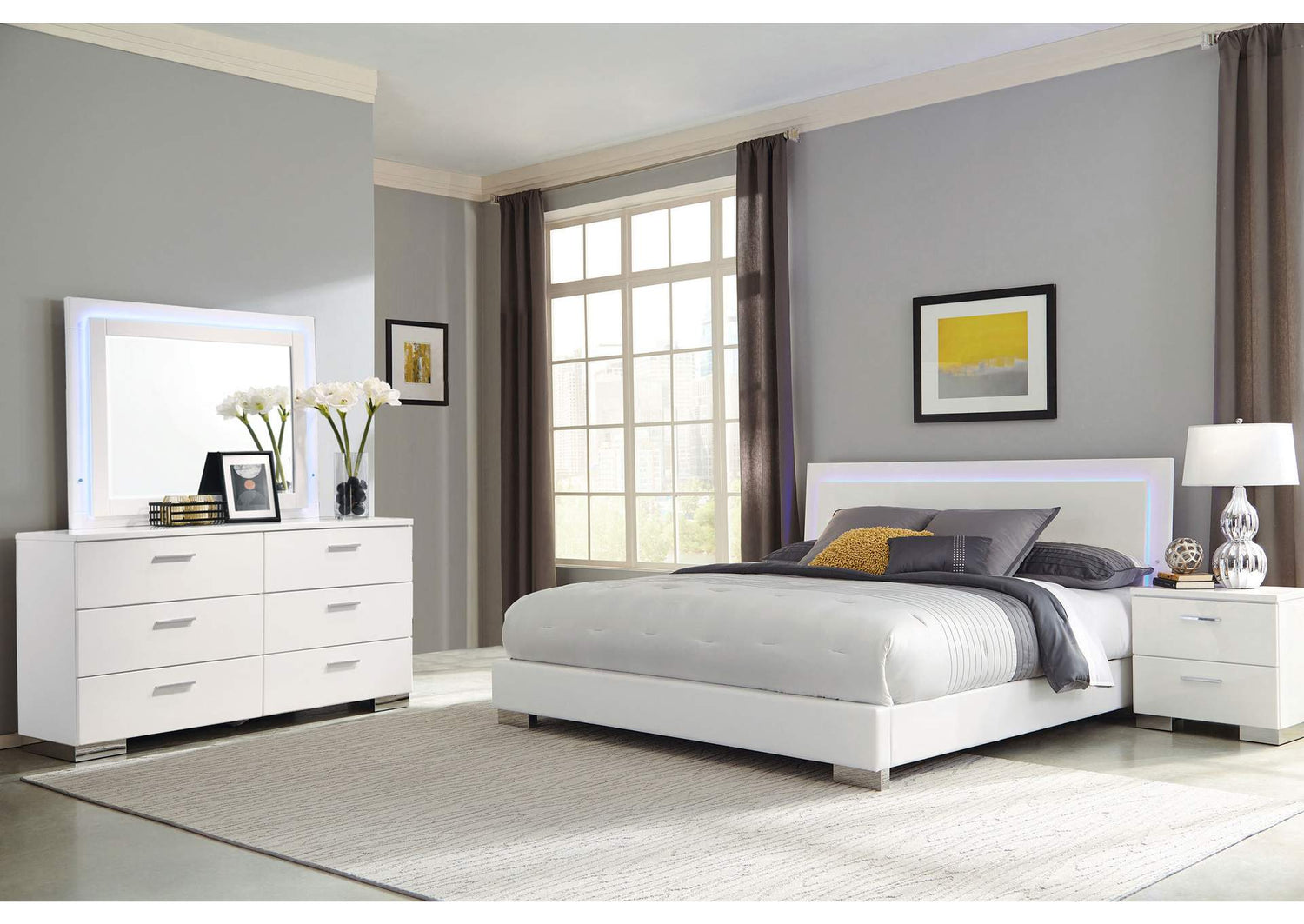 Felicity 4-piece Queen Bedroom Set White High Gloss