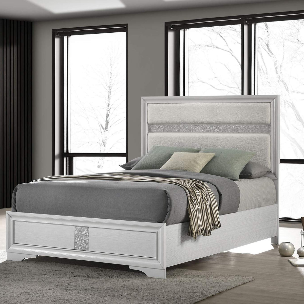205110F Miranda 54-inch Upholstered Full Panel Bed White