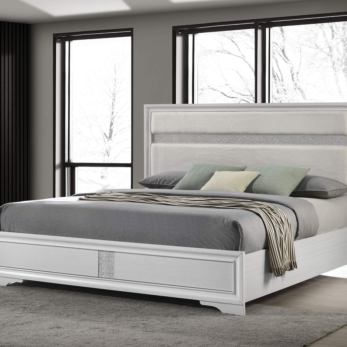 205110KE Miranda 54-inch Upholstered Eastern King Panel Bed White