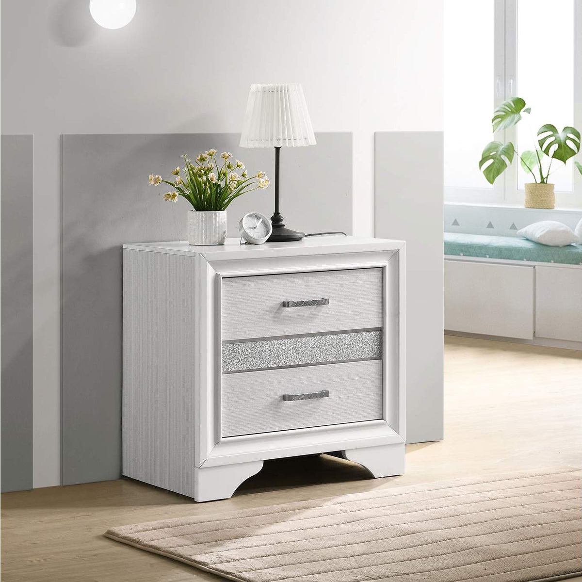 205112 Miranda 3-drawer Nightstand Bedside Table White