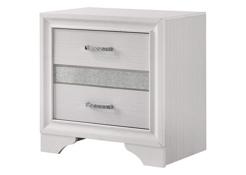 205112 Miranda 3-drawer Nightstand Bedside Table White