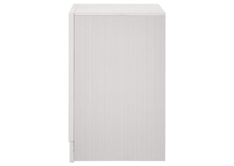 205112 Miranda 3-drawer Nightstand Bedside Table White