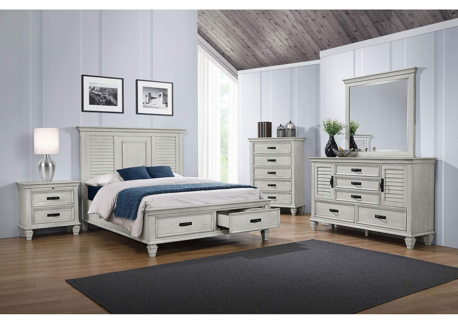 Franco 5-piece Queen Bedroom Set Distressed White