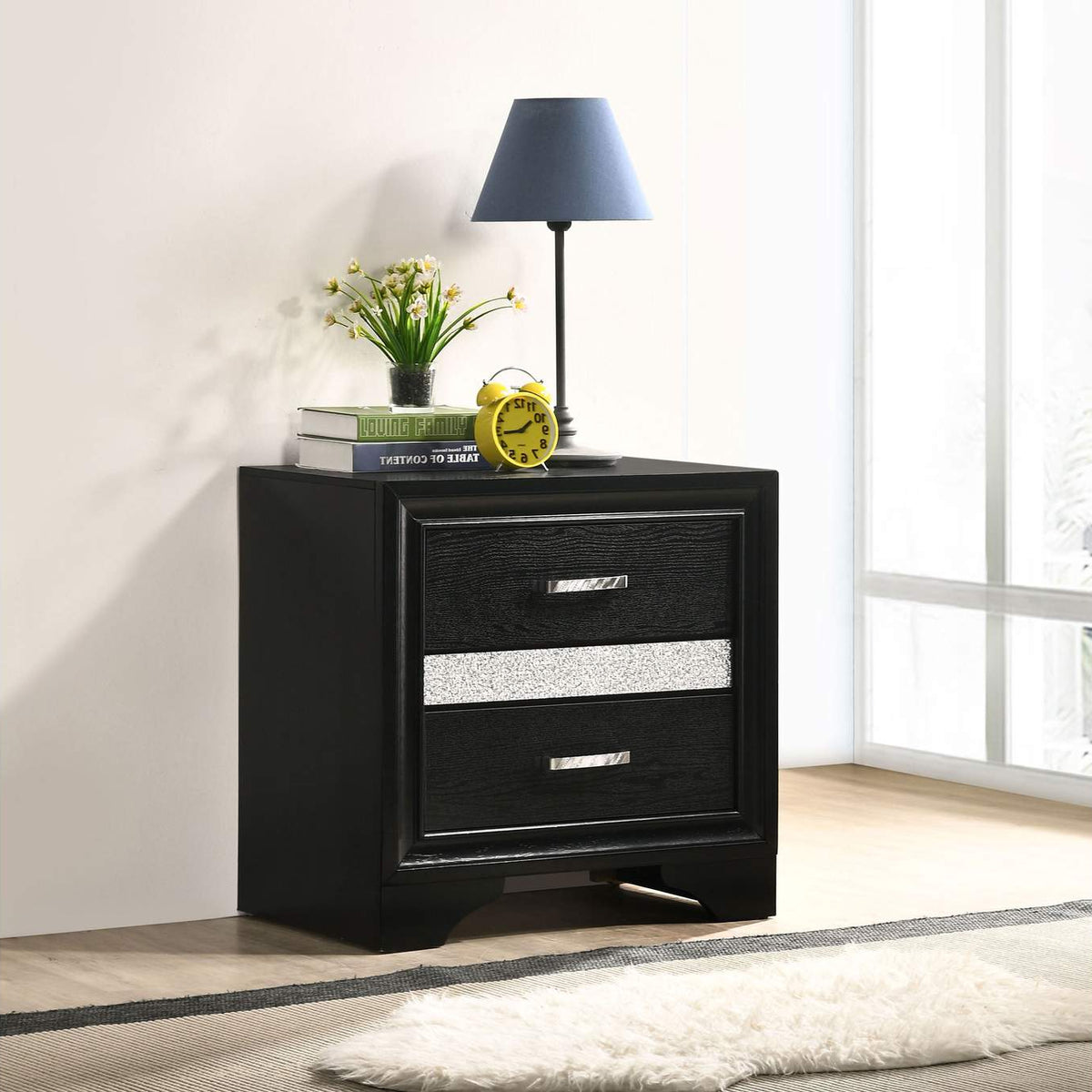 206362 Miranda 3-drawer Nightstand Bedside Table Black