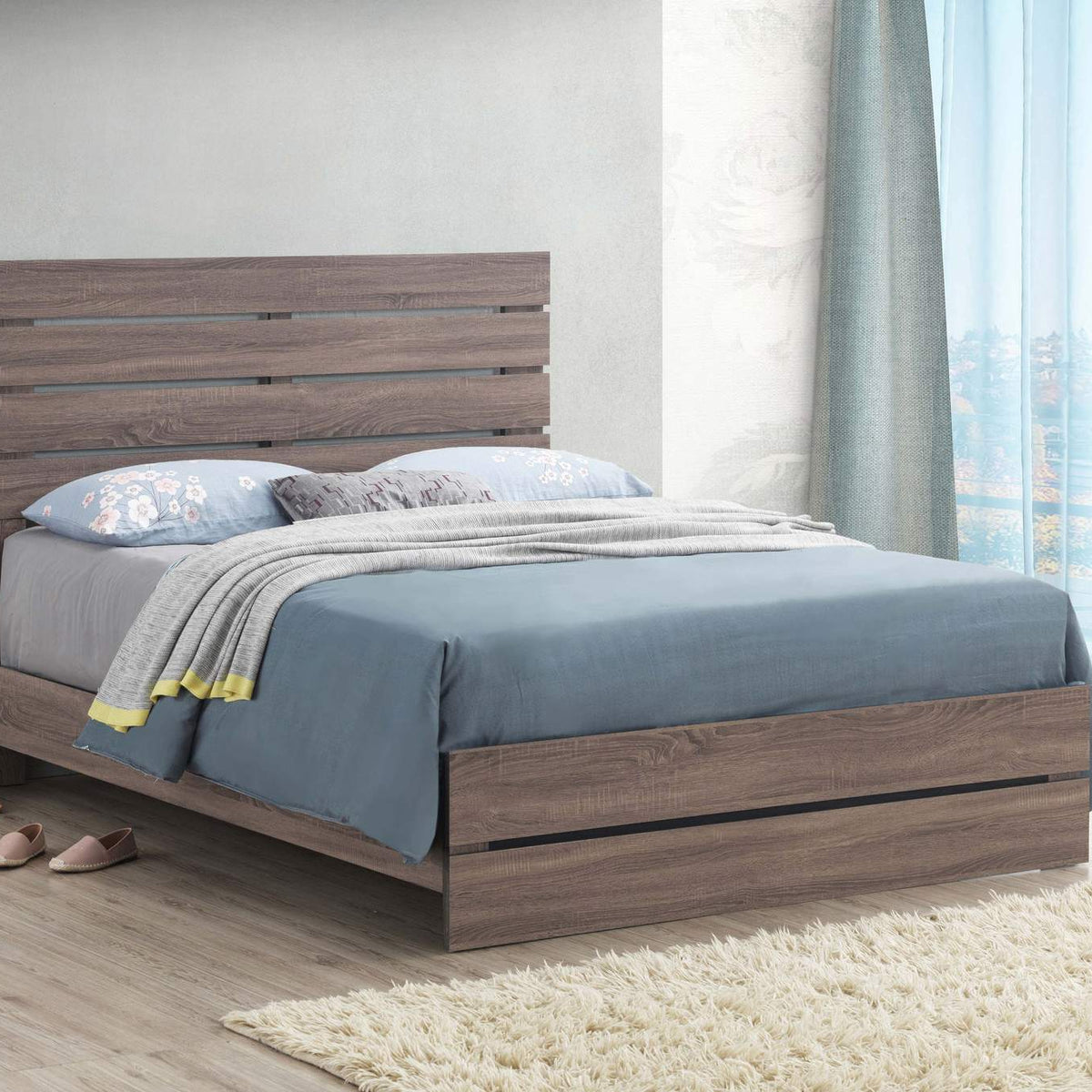 207041KE Brantford Wood Eastern King Panel Bed Barrel Oak