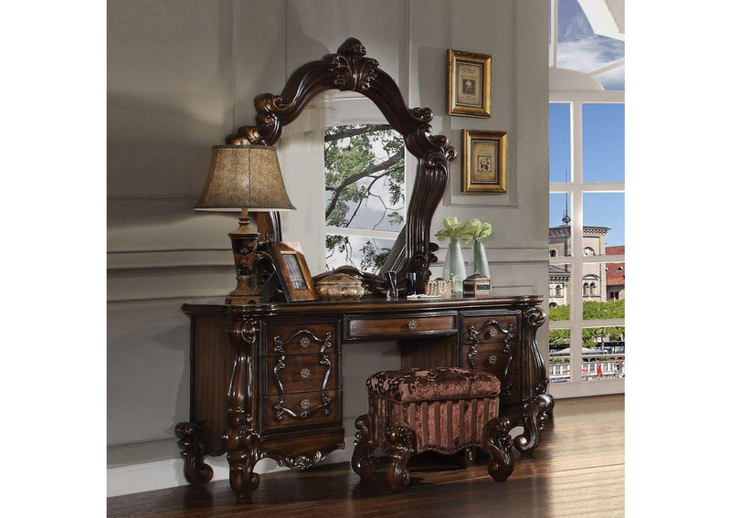 21108 Versailles Vanity Stool
