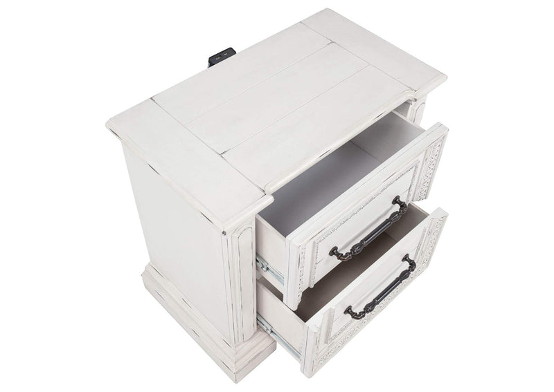 215871KW-S4 McKinney 4-piece California King Bedroom Set Vintage White