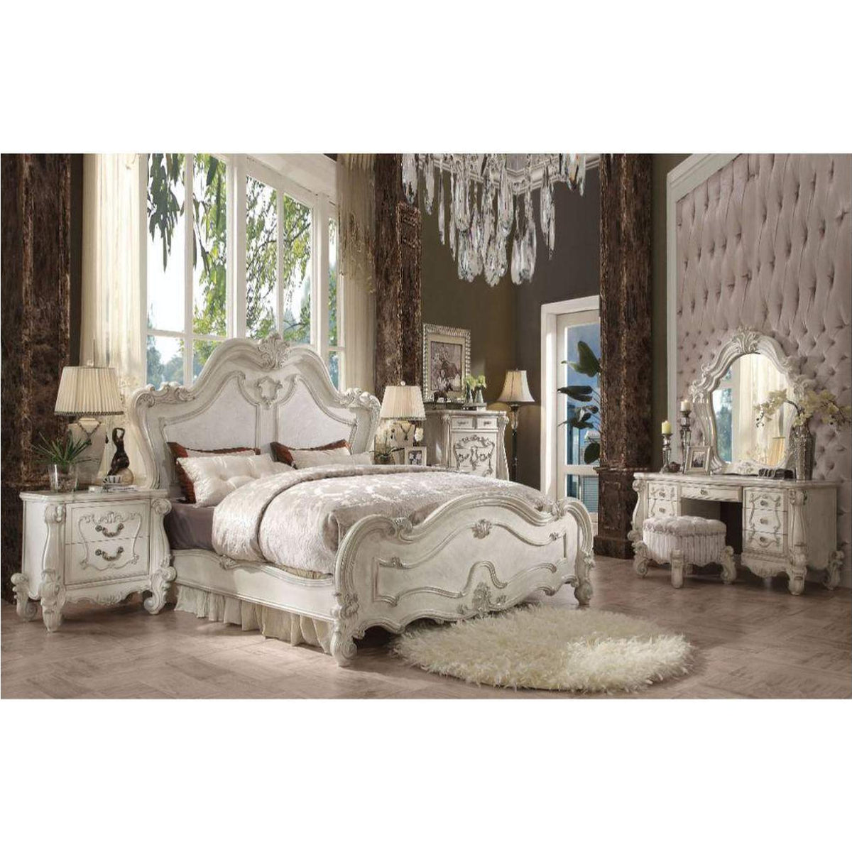 21760Q Versailles Queen Bed