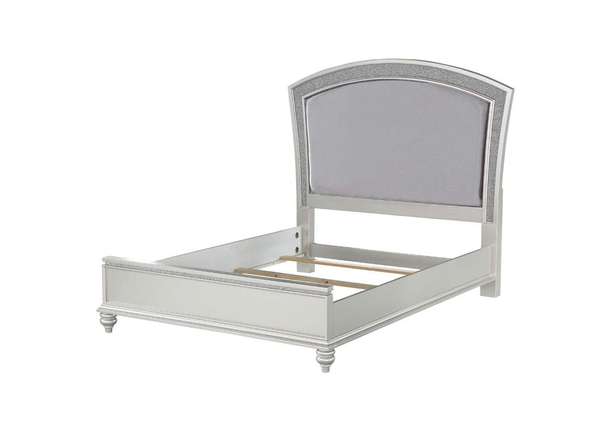 21797EK Maverick Ek Bed