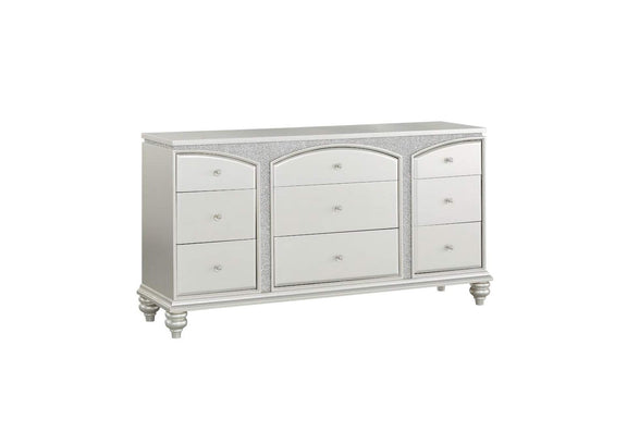 21805 Maverick Dresser