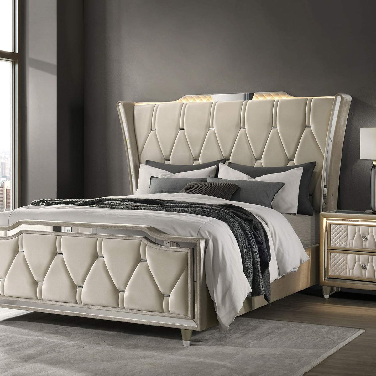 222661Q Lorient Queen LED Upholstered Wingback Bed Ivory and Camel