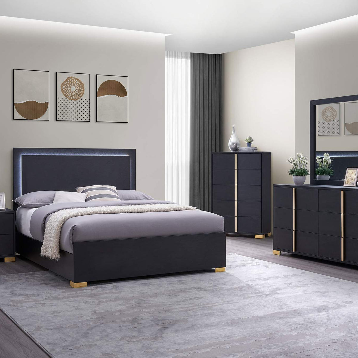 222835 Marceline 5-drawer Bedroom Chest Black
