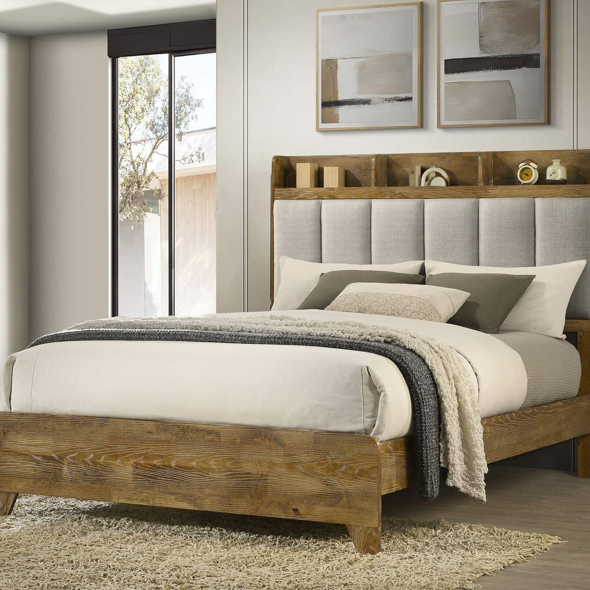 222971KE Henderson 57-inch Eastern King Bookcase Panel Bed Medium Oak