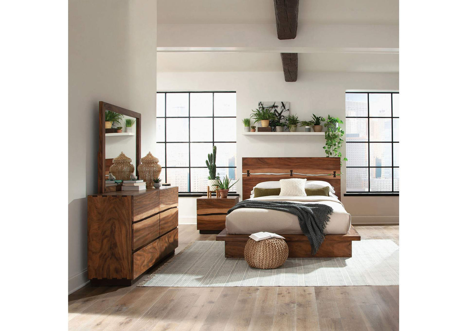 Winslow 4-piece California King Bedroom Set Smokey Walnut