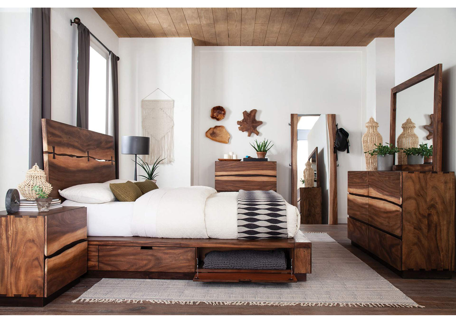 Winslow 5-piece Eastern King Bedroom Set Smokey Walnut