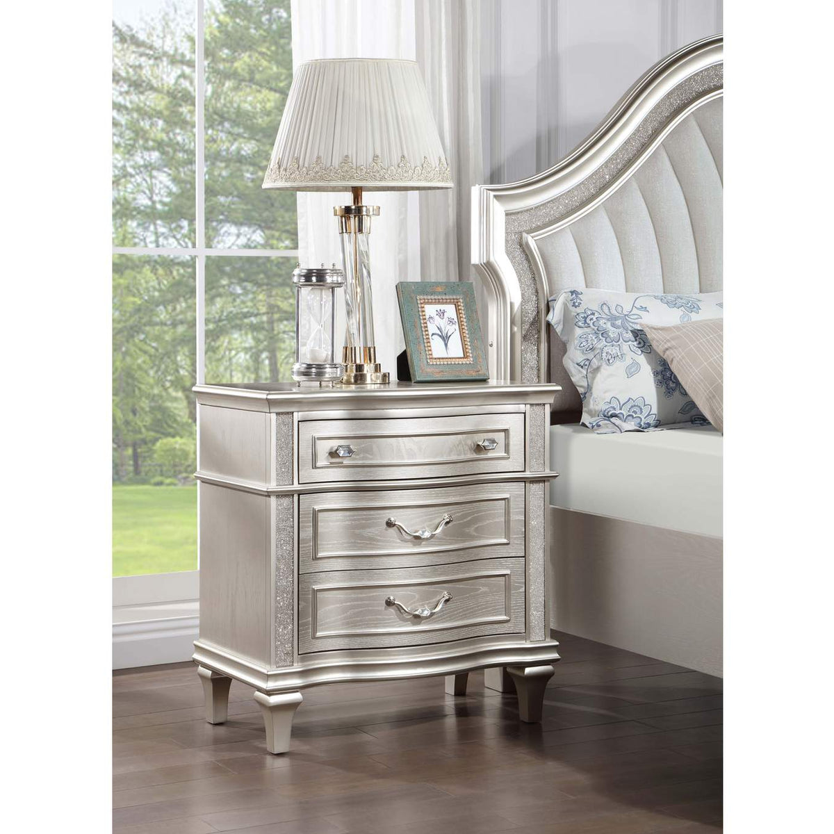 223392 Evangeline 3-drawer Nightstand Silver Oak