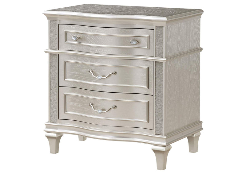 223392 Evangeline 3-drawer Nightstand Silver Oak