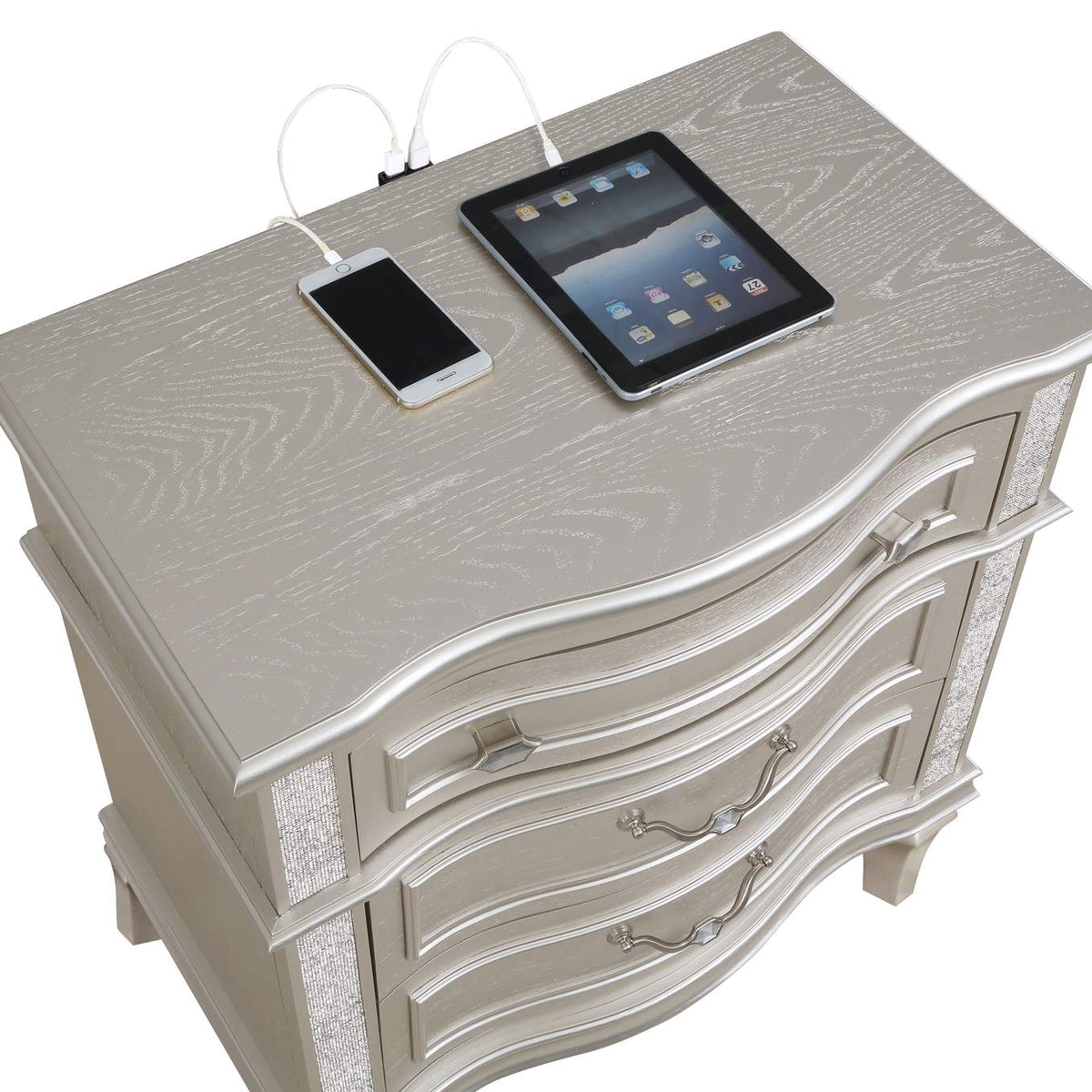 223392 Evangeline 3-drawer Nightstand Silver Oak