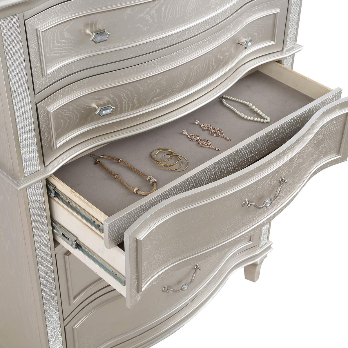 223395 Evangeline 6-drawer Bedroom Chest Silver Oak