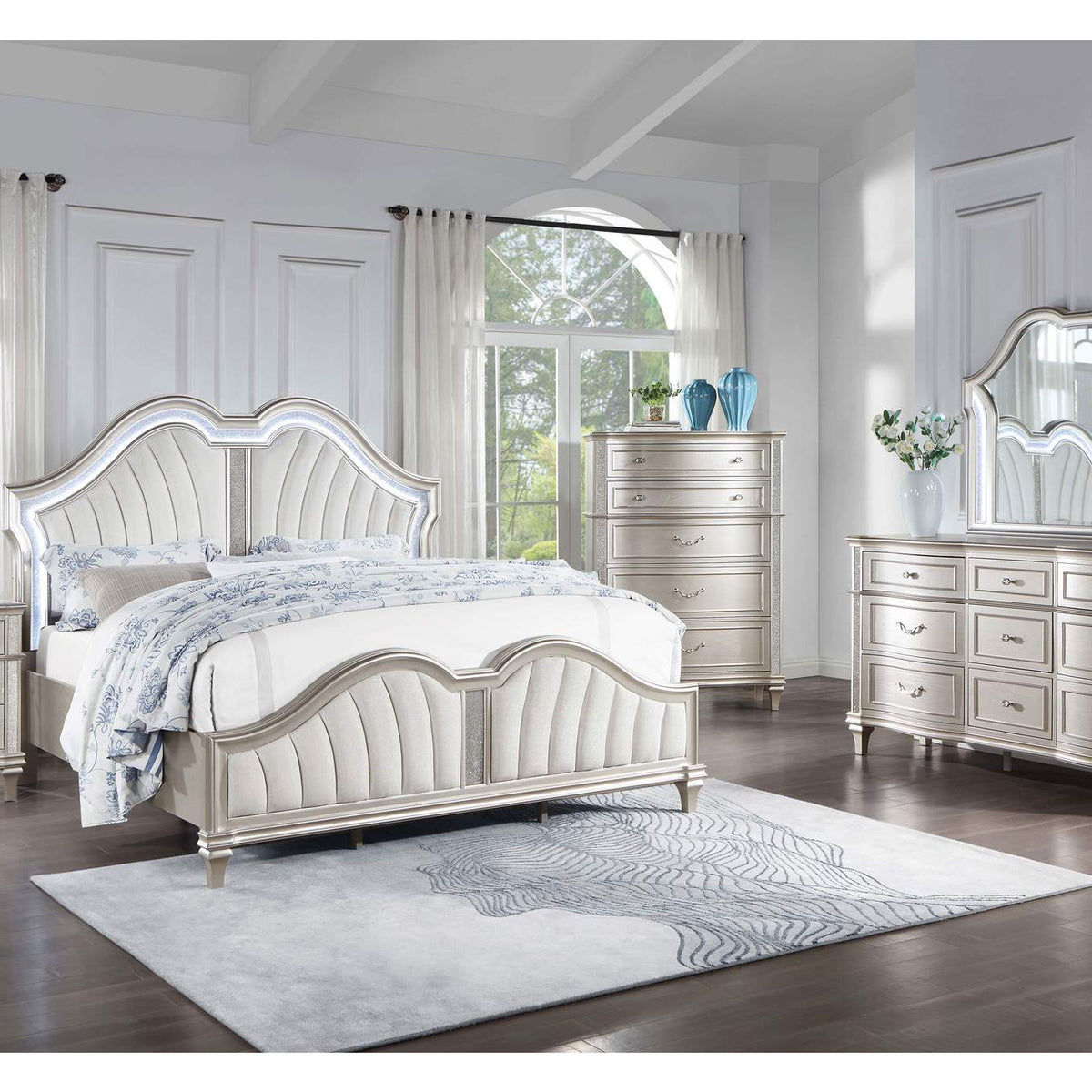 223395 Evangeline 6-drawer Bedroom Chest Silver Oak