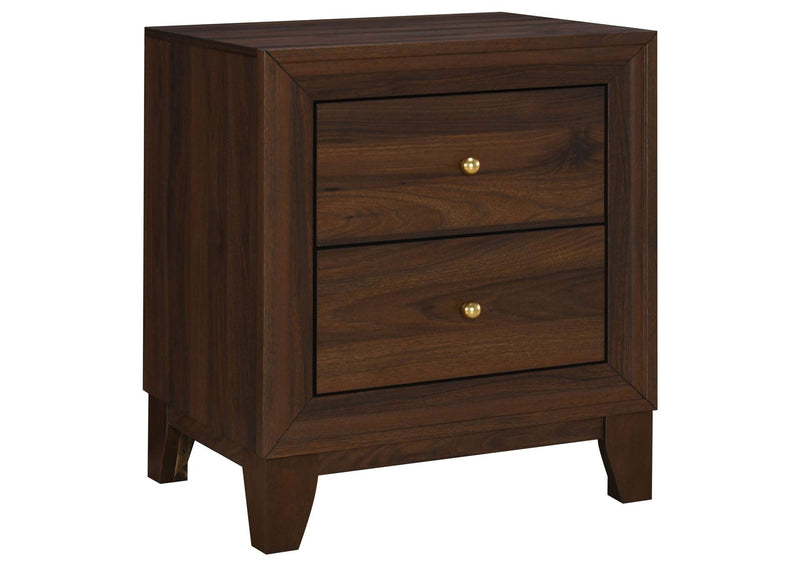 223441KW-S5 Welsley 5-piece California King Bedroom Set Walnut