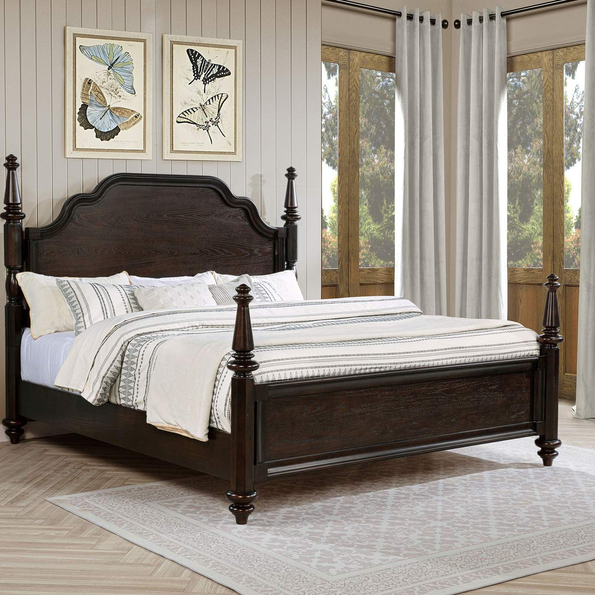 223631KE Andover 63-inch Four Poster Eastern King Bed Dark Oak