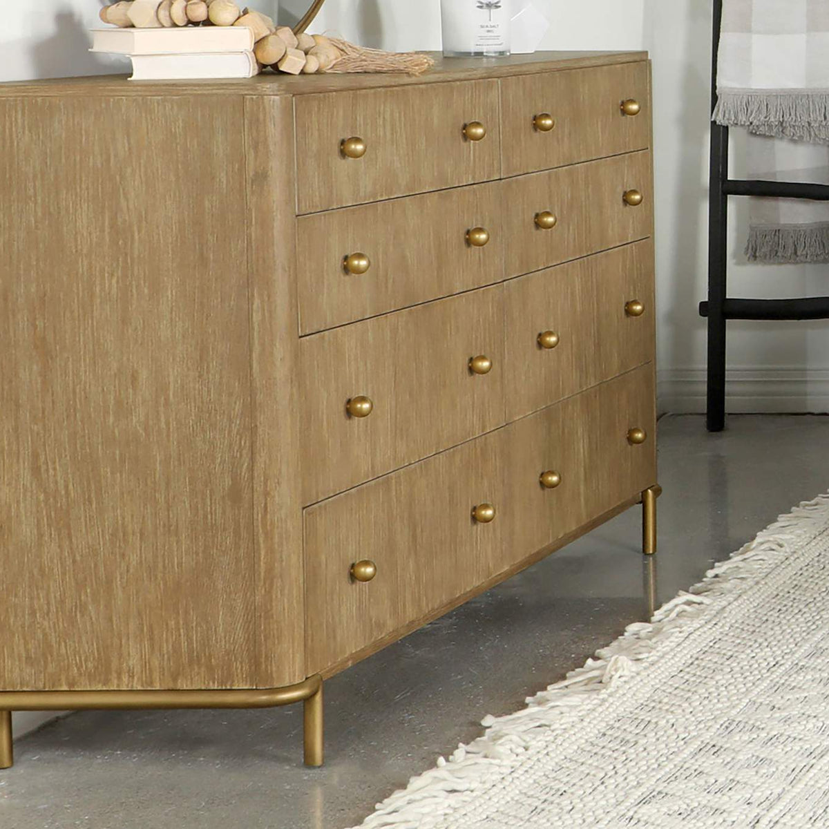 224303 Arini 8-drawer Dresser Sand Wash
