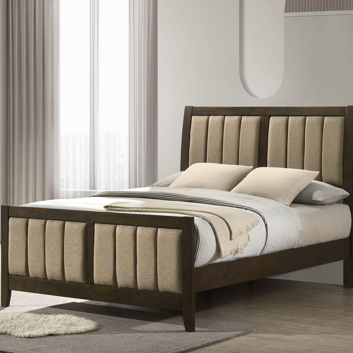 224421F Wilkes 51-inch Upholstered Full Bed Dark Cocoa