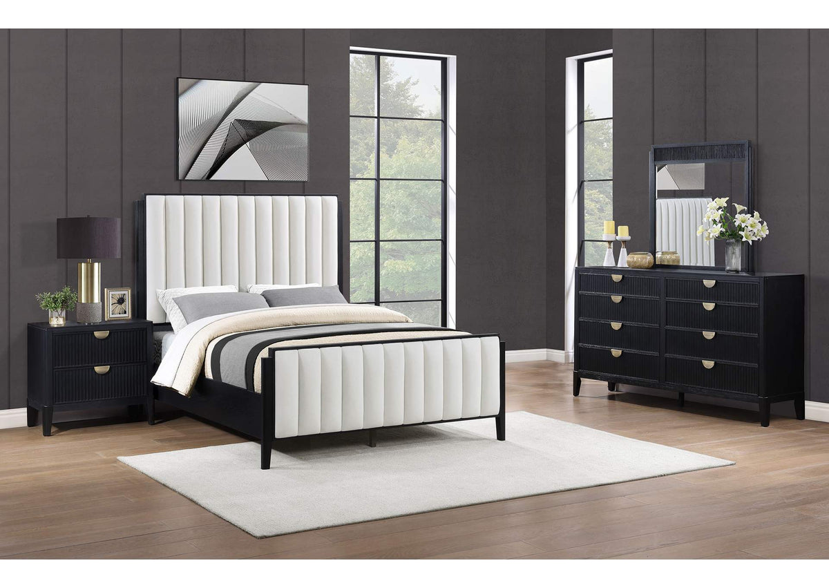224710KE-S4 Brookmead 4-piece Upholstered Eastern King Bedroom Set Black